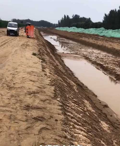 南京鼓楼区河道降水